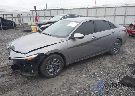 2024 Hyundai Elantra Sel z USA, uszkodzony, nr VIN KMHLM4DG8RU636361